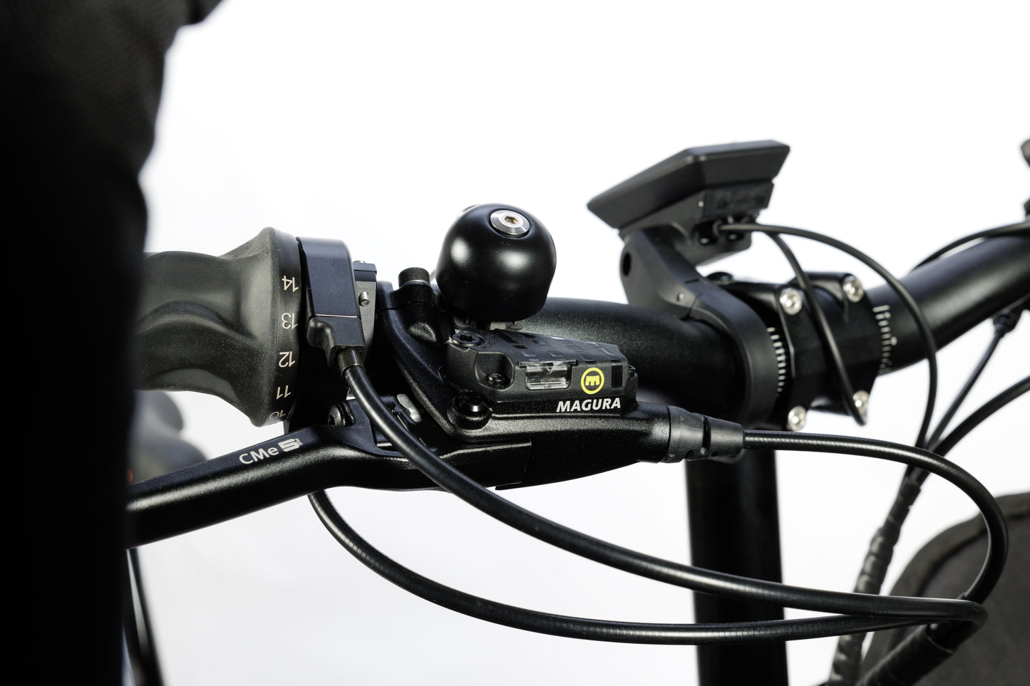 TESTBIKE cluuv® e-cargo in RAL 3015 (ROSA) inkl. Zubehör*